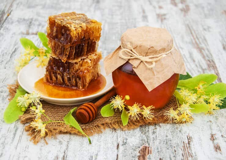 عسل کوهی طبیعی با غلظت مطلوب و طعم ماندگار